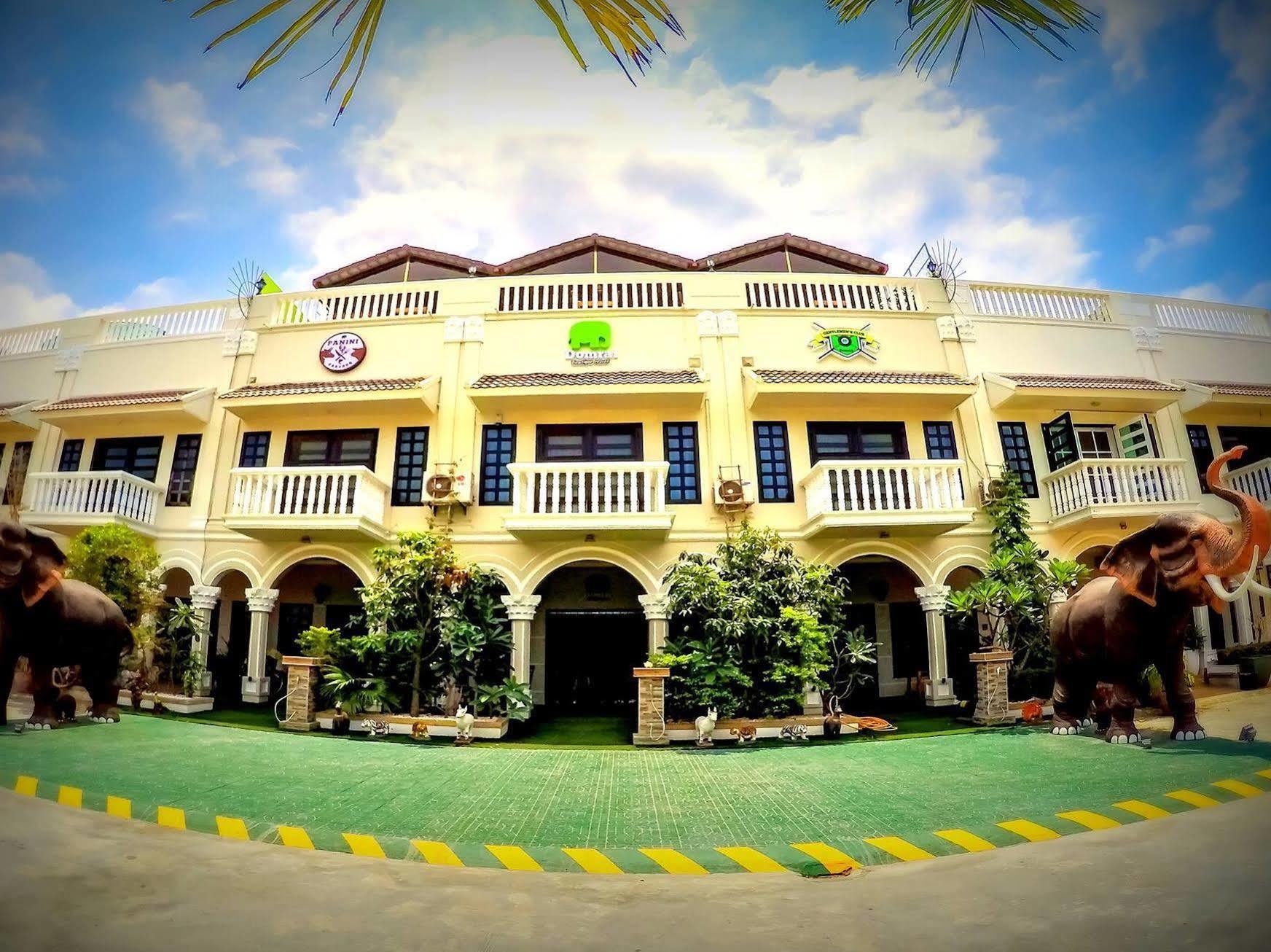 Domrai Boutique Hotel Sihanoukville Kültér fotó