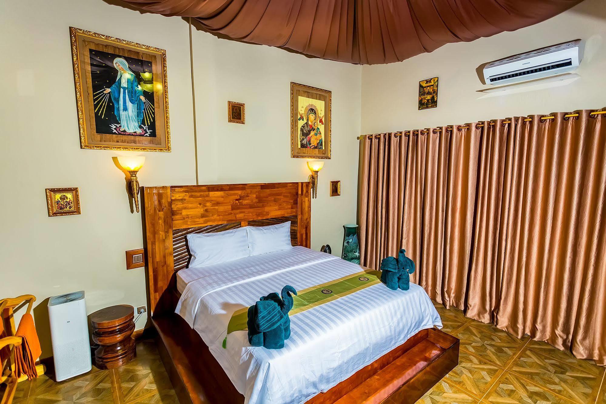 Domrai Boutique Hotel Sihanoukville Kültér fotó